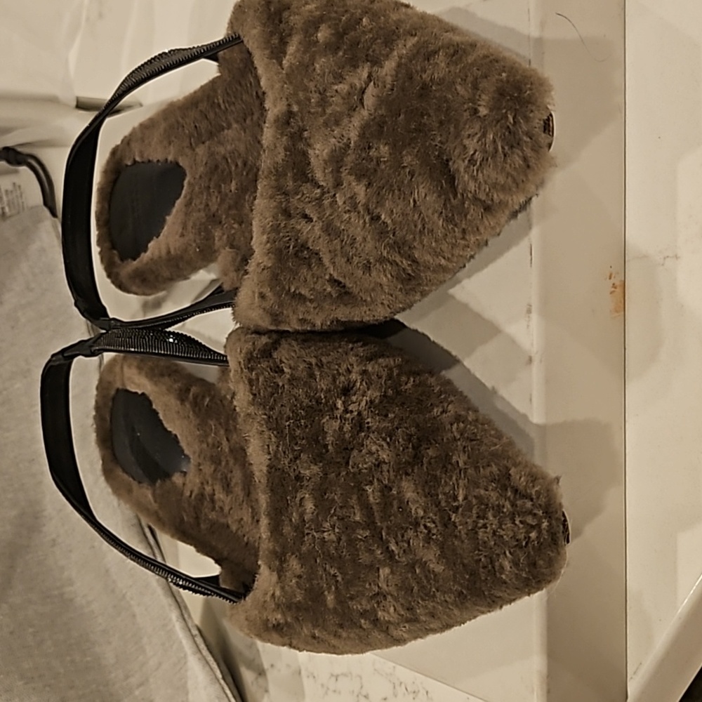 Brunello Cucinelli sling bag shoes